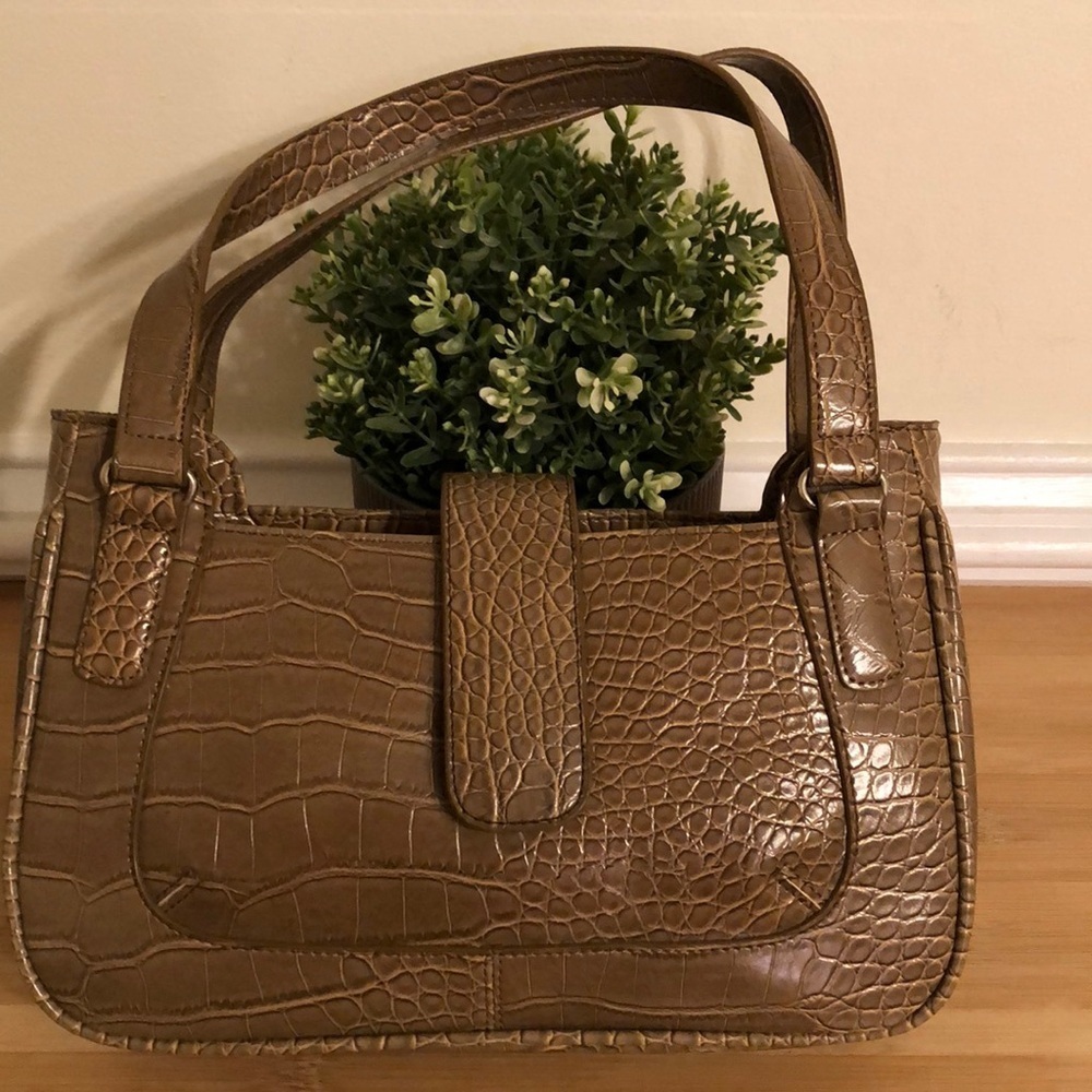 Crocodile-Embossed beautiful Faux leather shoulder Bag